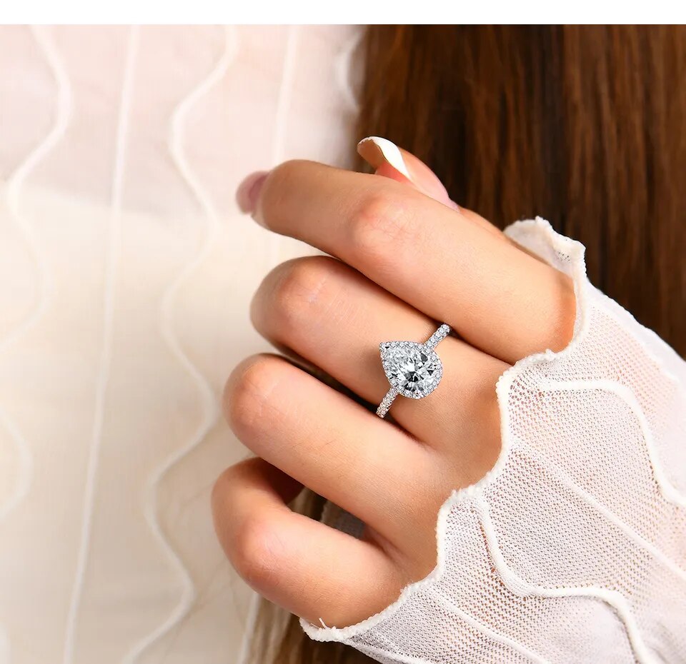 Gold Pear Cut 2ct Moissanite Diamond Ring - Drip lordss