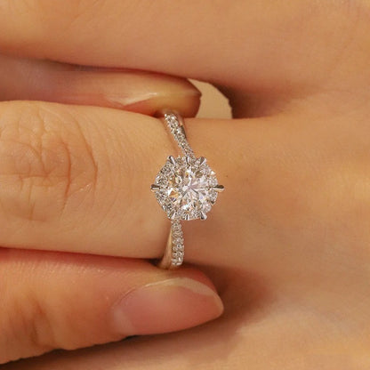 Elegant 1ct Moissnite Diamond Ring