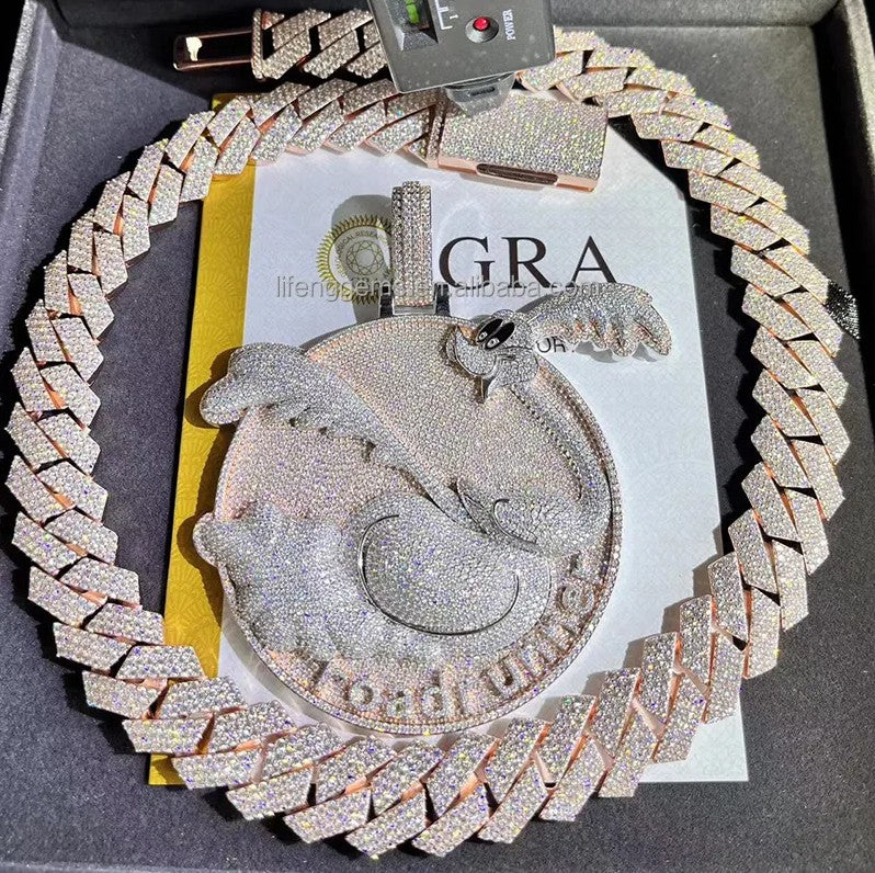 Road Runner White and Rose Gold Moissanite Pendant