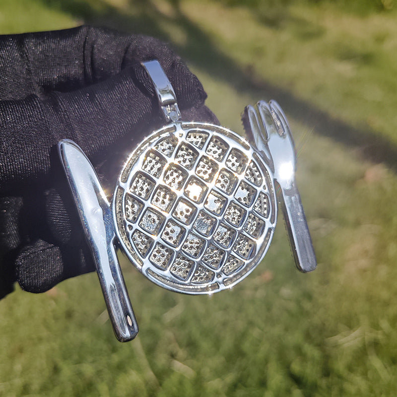 Everybody Eats Pendant - Drip lordss
