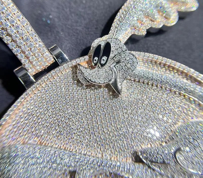 Road Runner White and Rose Gold Moissanite Pendant